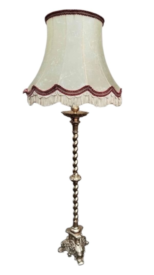 Vysoká lampa