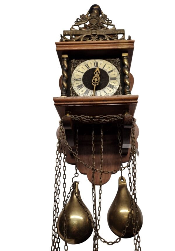 Holandské nástěnné hodiny